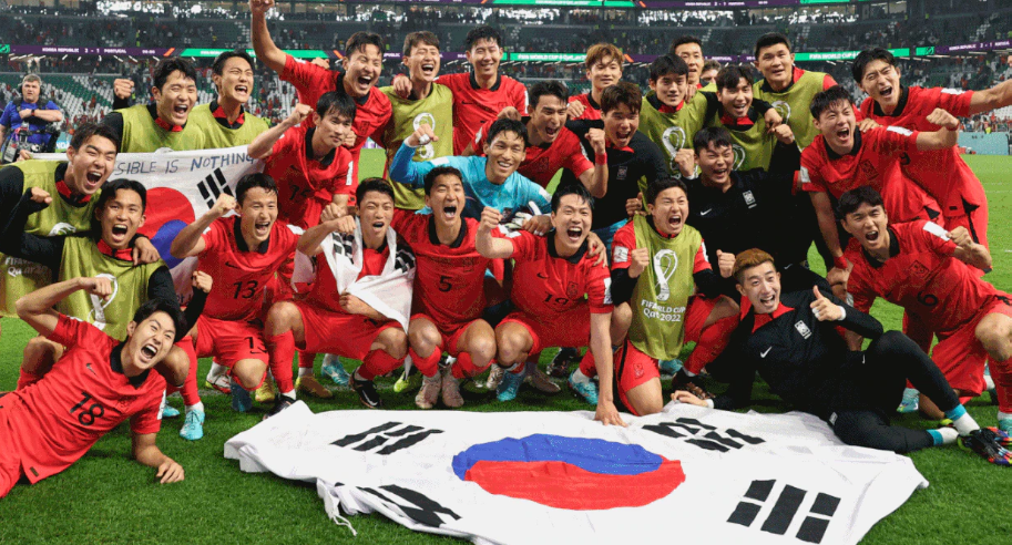 한국축구 12년만에 월드컵 본선 16강 진출